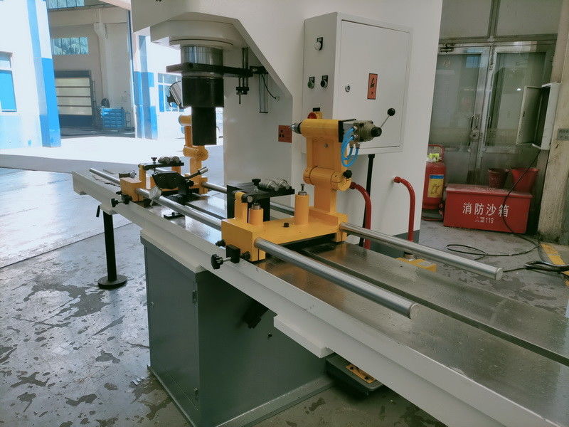 4m Steel Pipe YD41-40T Straightening Hydraulic Manual Press Machine High Precision