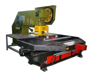 CNC Sheet Metal Punching Machine High Efficiency With Feeding Platform
