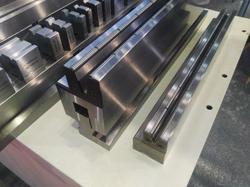 30 Degree Hardness Bending Die Punching Press Brake Tooling With 3150mm Length