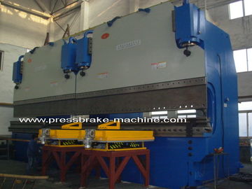Buy Front Feeding 2.5M CNC 1000Ton Tandem Press Brake Tool Bending Guardrail Board online manufacture