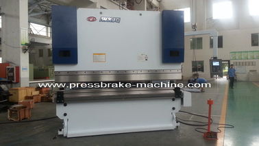 Buy 250 Ton CNC Hydraulic Press Brake Machine , Sheet Metal Press Machine online manufacture