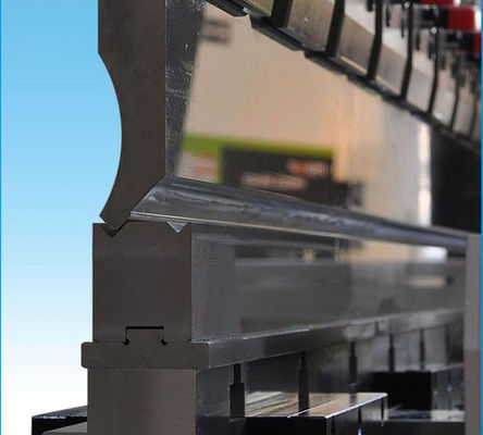Buy 42CrMo LVD Press Brake Toolings 3.2M Length Steel Plate Bending bottom die online manufacture