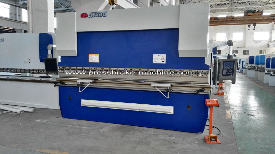 Versatile 380V Metal Sheet Press Brake For 3200mm Length