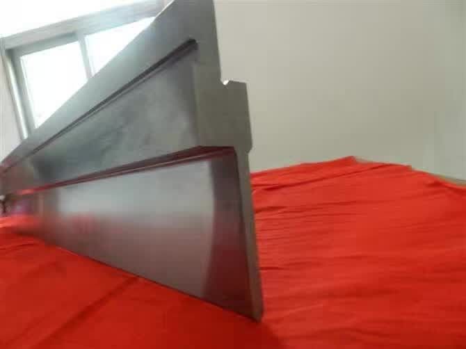 How to select Press Brake Bending Tool HCR60 hardness dies section Punch Standard
