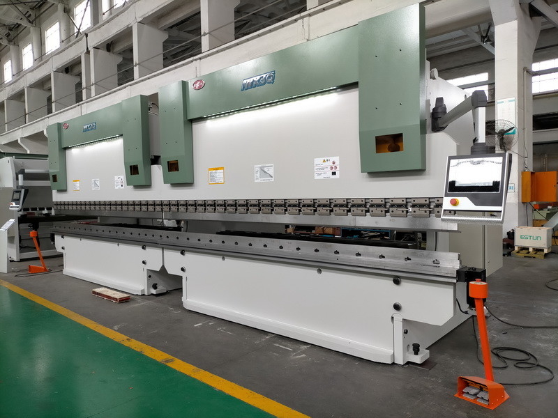4000m Long CNC Tandem Press Brake Machine Tool Single V Bottom Die Bend 5mm Sheet