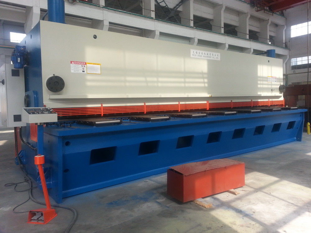 Steel Hydraulic Guillotine Shears Sheet Metal 3 Times/Min Cutter