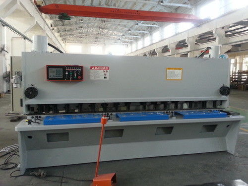 Electrical NC Hydraulic Guillotine Shear Plate Cutting Mahine