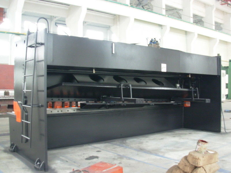Shearing Metal Hydraulic CNC Guillotine Shearing Machine Motorized With NC system