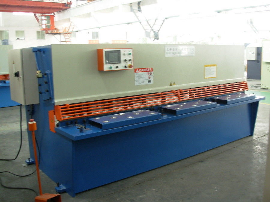 450Mpa Hydraulic CNC Shearing Machine 380V Electric Shear Cutter Machine