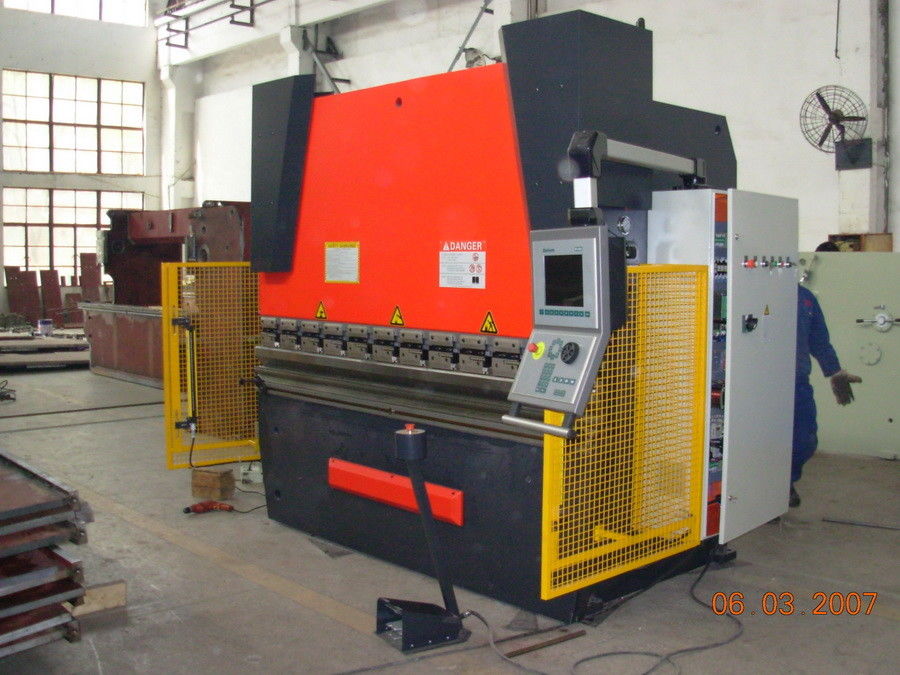 Digital Display 800KN Pressure Bending Sheet Metal Hydraulic Press Brake Machinery