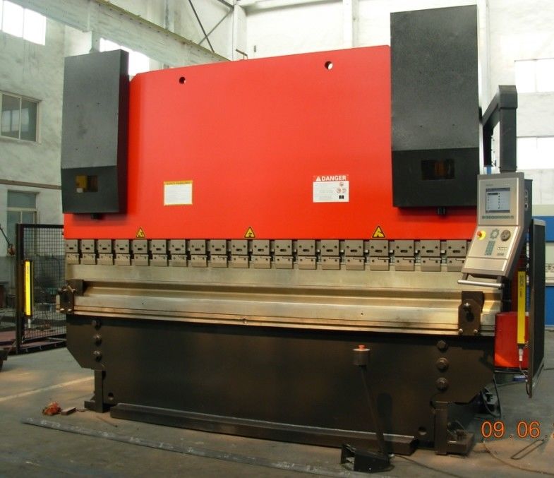 Automatic Folding Sheet Metal Press Brake / Metal Sheet Bender Machine