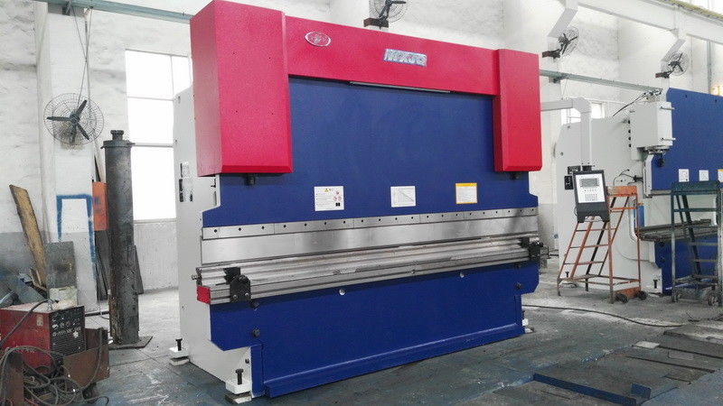 Carbon Sheet CNC Hydraulic Press Brake 250KN Load Plate Bending Hand Press Brake