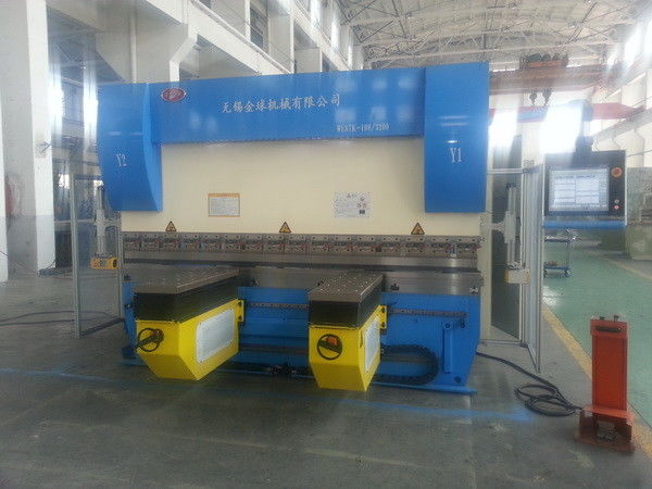 Automatic CNC WC67Y Hydraulic Press Brake 160T Equipment Economic Type