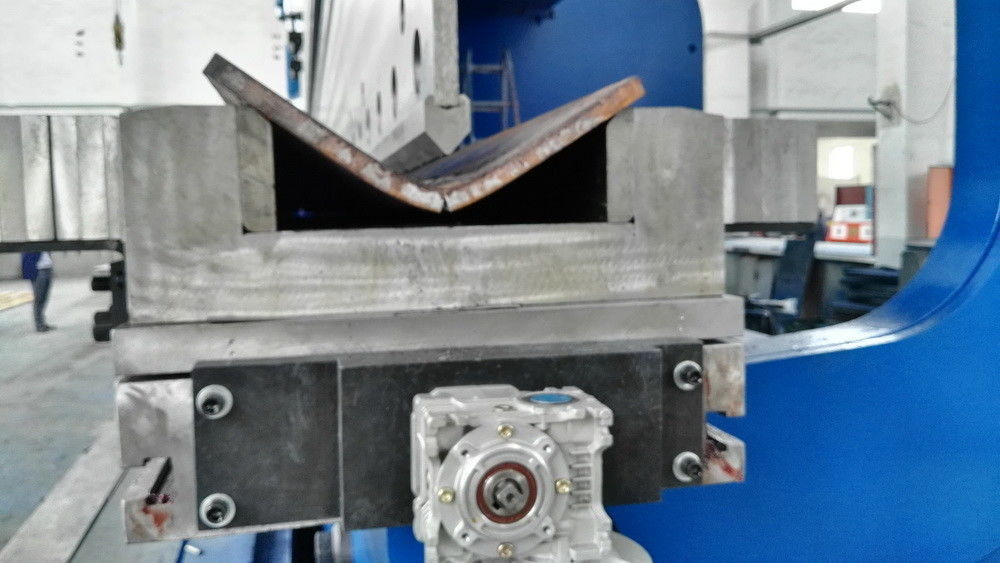 Hydraulic Drive CNC Tandem Bending Press Brake For Heavy Duty Applications