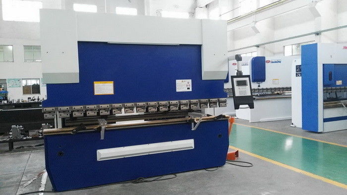 Automatic CNC Press Brake Steel Plate Bending Machine ISO 9001 Certification