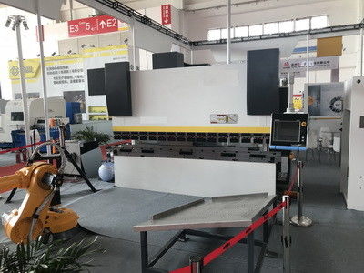 Plate Steel CNC Hydraulic Press Brake Bending Machine 130T Bending Metal Sheet