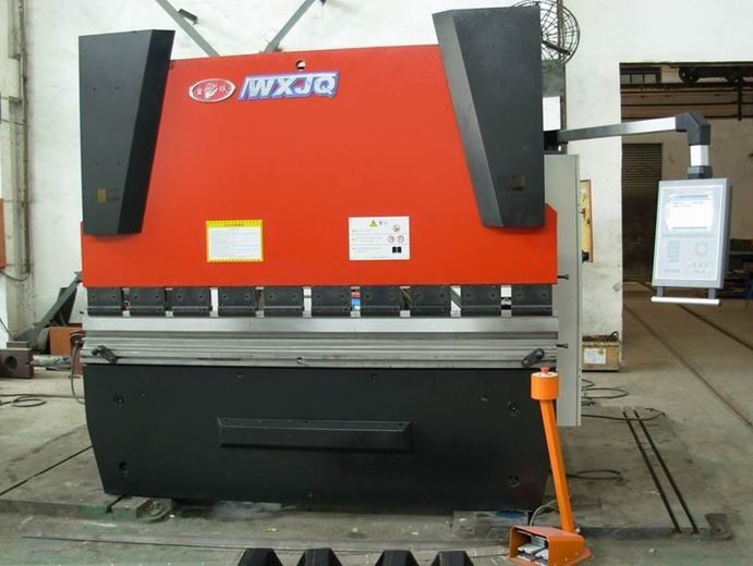 Narrow Type Stable Sheet Metal Press Brake Machine 10' Metal Forming Brakes