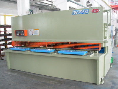 Foot Operated Guillotine For Metal Cutting , Mechanical Guillotine Shear