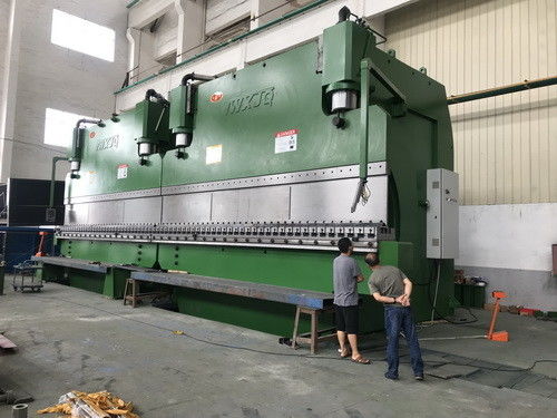 Hydraulic type 350mm Stroke CNC Tandem Press Brake 16m Length Bending Products