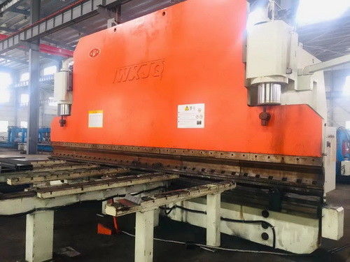 CNC Plate Bending Machine 1200 Ton 8m Compensation Worktable 3000mm Press Brake Tooling