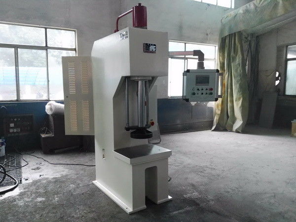 PLC Drive 2mm Sheet Metal Hydraulic C Type 125T Press Machine with 800mm worktable